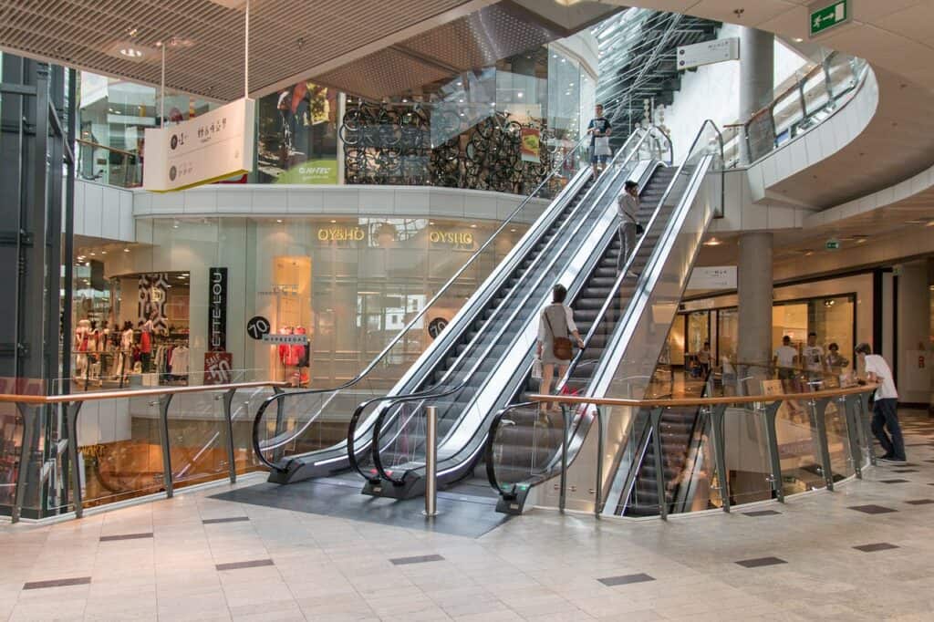 limpieza centro comercial