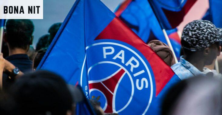 blue and red Paris flag